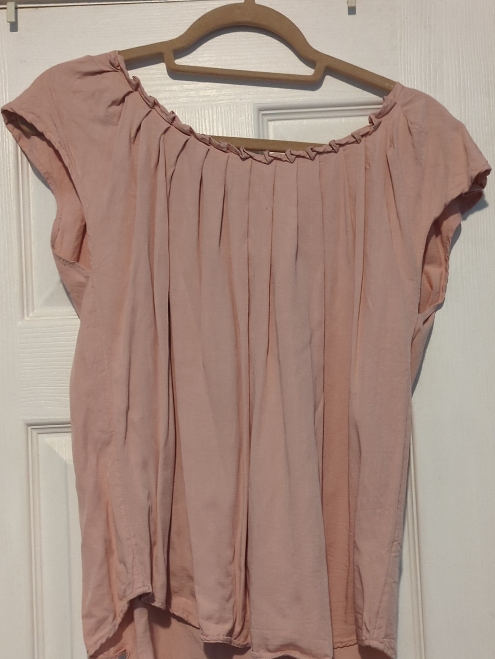 LC Lauren Conrad Dusty Pink Pleated Cap-Sleeve Blouse